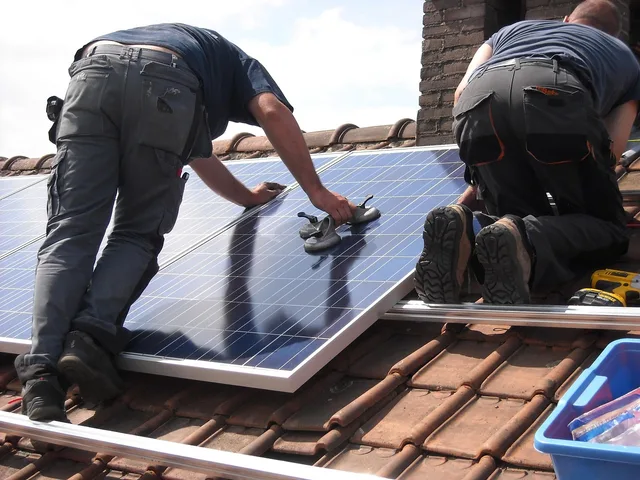 solar panels, placement, green energy, green power, roofing, durable, electricity, labor, solar panels, solar panels, solar panels, solar panels, solar panels. Five checks for small business energy efficiency grants