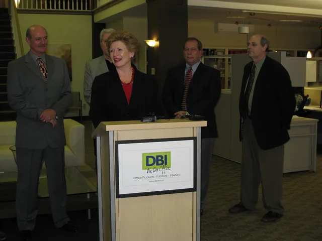Senator Stabenow met with Lansing-area business owners to discuss her bipartisan initiative to repeal a burdensome red tape requirement for small businesses. Called the “1099 requirement,” this IRS regulation would require small business owners to file an IRS 1099 form for each vendor from whom they. Small business grants strategy framework: five gates, not a score